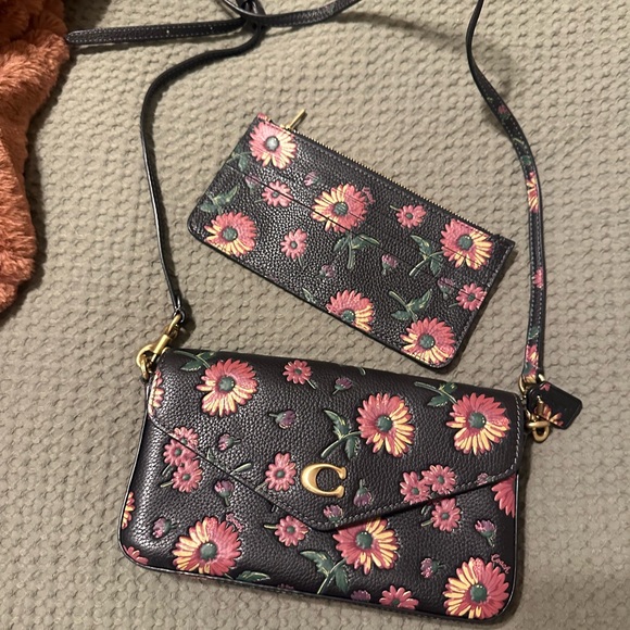 Coach WYN Floral Black Leather Crossbody Bag - Picture 2 of 6